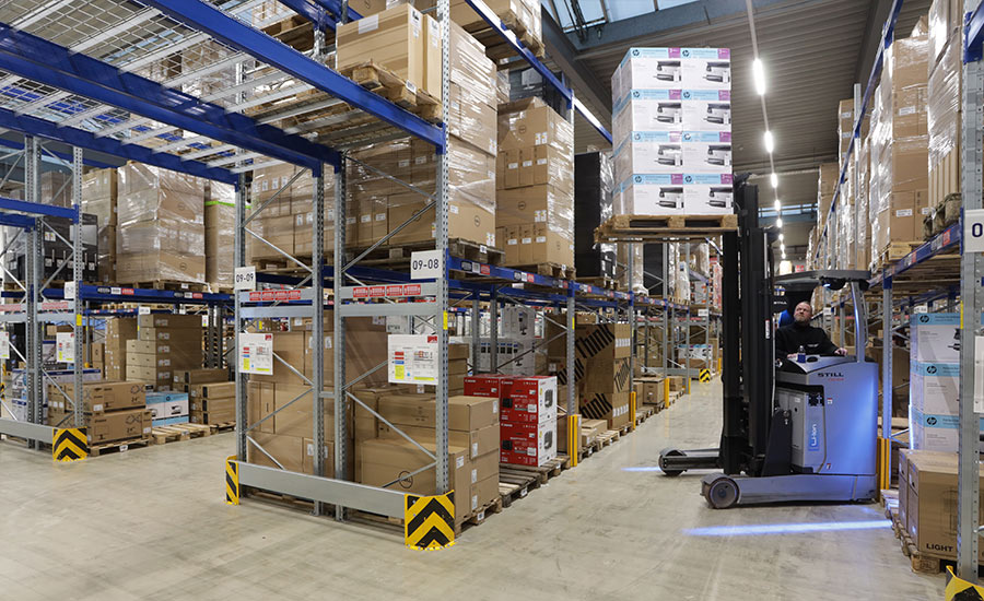 slider-kosatec-logistik-gang